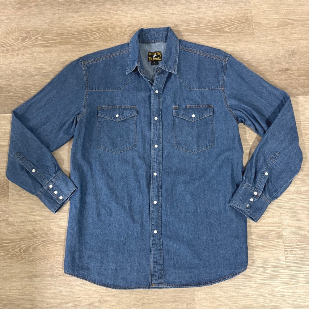 Wyoming Traders Denim Shirt Mens Medium Western Pearl Snap Cotton Long Sleeve